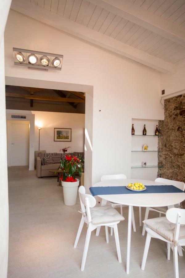 Alla Scalinata Milazzo Bagian luar foto
